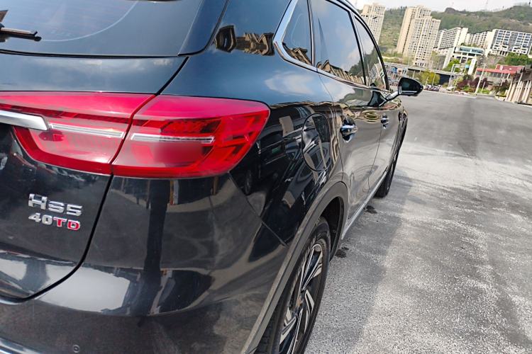 Used Hongqi HS5 2022 Revised Version 2.0T Smart Connect Flagship Edition
