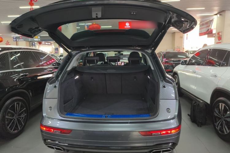 Used Audi Q5L 2022 40T Fashionable and Dynamic Model
