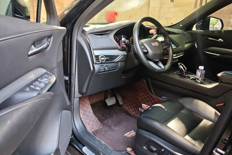 Used Cadillac XT4 2021 28T Two-Wheel Drive Leading Version