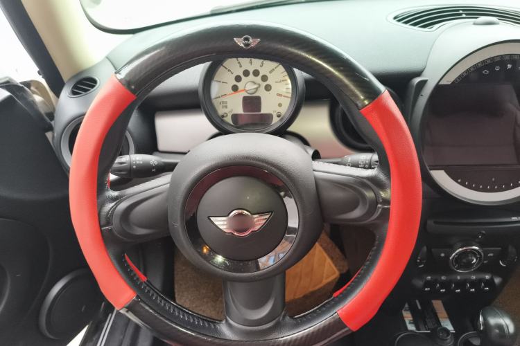 Used MINI 2011 1.6L ONE
