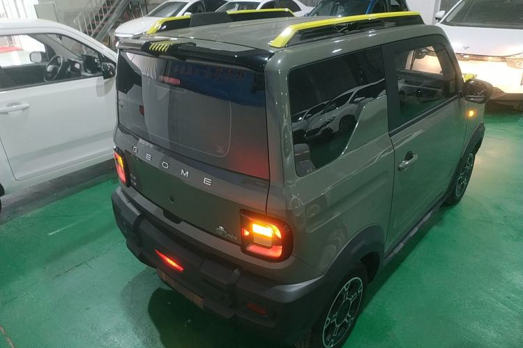 Used Geely Galaxy Panda 2024 200km Panda Rider Rear Right 45 Deg