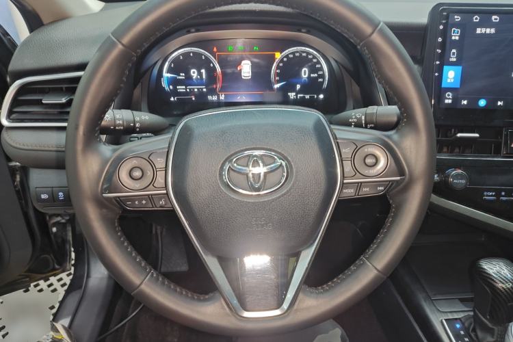 Used Toyota Camry 2021 2.5G Luxury Edition Steering Wheel