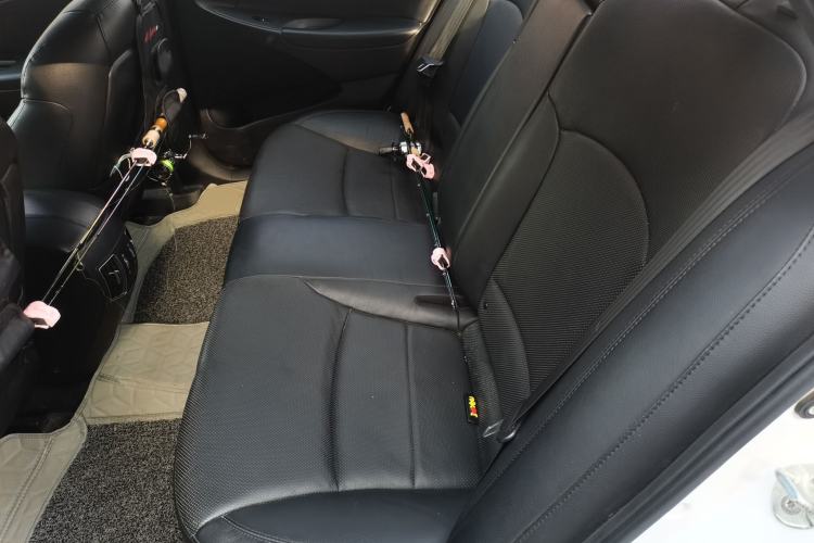 Used Hyundai Sonata 2013 2.4L Automatic Leading Edition China IV Standard Left Rear Seat