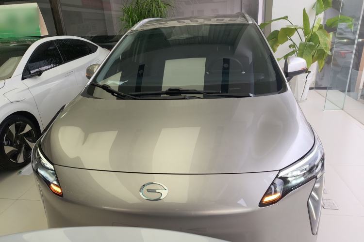 Used AION Y 2023 Younger