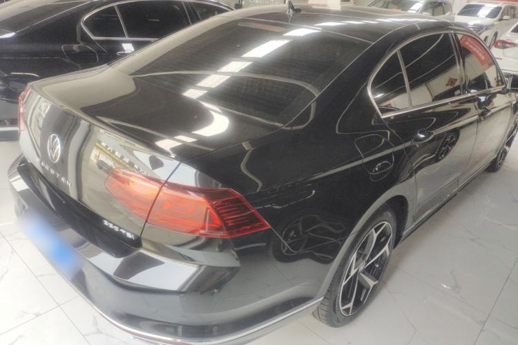 Used Volkswagen Magotan 2023 2 Million Units Commemorative Edition 330TSI DSG Luxury Version