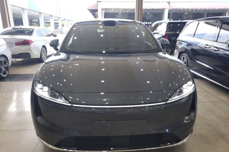 Used Hima Luxeed R7 2025 Range-Extended Version 251 km Max
