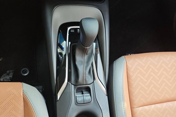 Used Toyota Levin 2024 Smart Electric Hybrid Dual-Motor 1.8L Sport Edition
