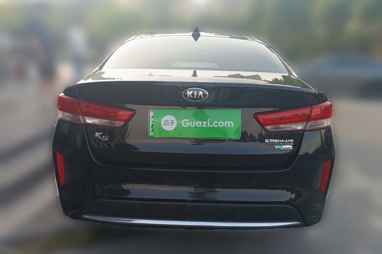 Used Kia K5 New Energy 2018 2.0L ZhiZun Edition
