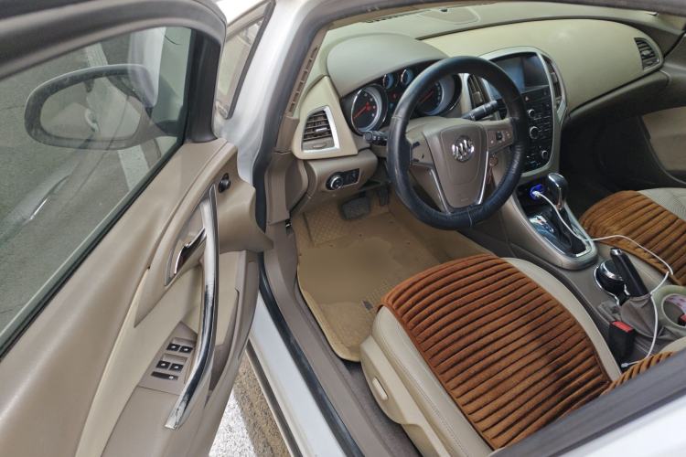 Used Buick GT 2013 GT 1.6L Automatic Fashion Edition
