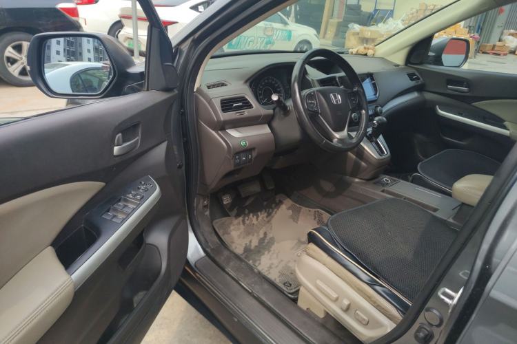 Used Honda CR-V 2012 2.4L four-wheel drive luxury version Driver Seat