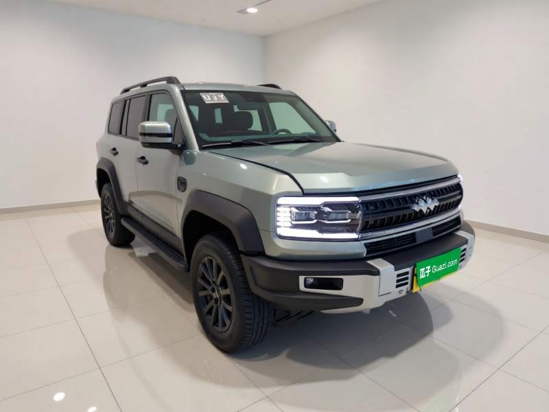 Used Formula Leopard 5 2023 Navigator Edition — 3
