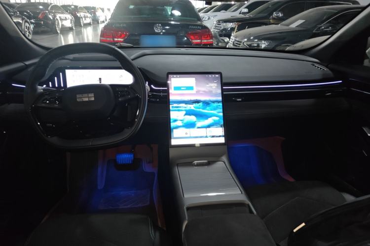 Used Geely Galaxy L6 2024 125km Creative Edition Center Console