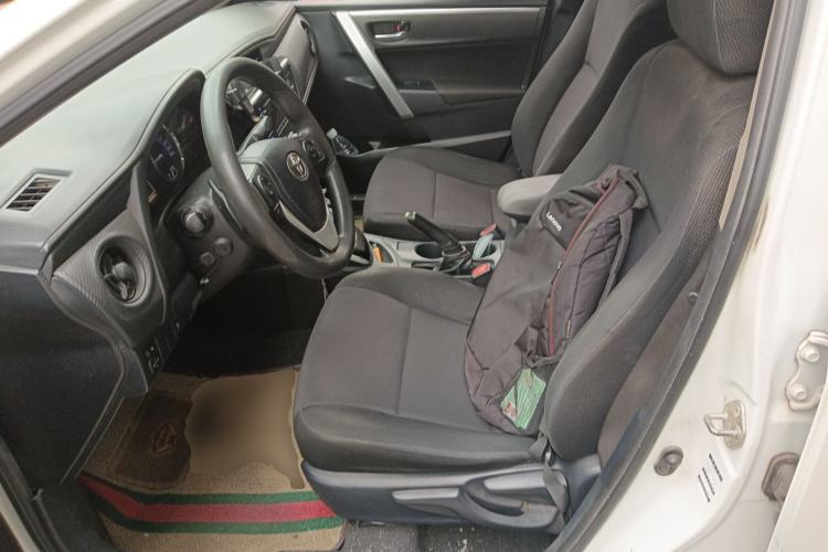 Used Toyota Levin 2017 Revised Dual-Engine 1.8H GS E-CVT Elite Sunroof Version China V Standard Left Front Seat