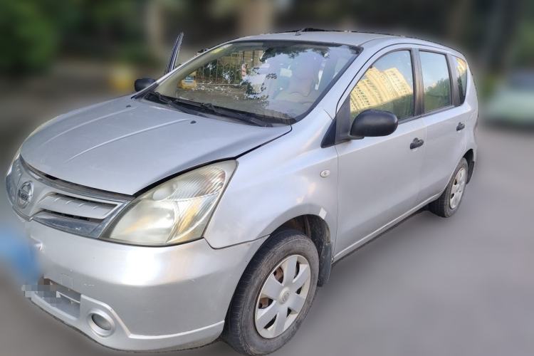 Used Nissan Livina 2010 Jingyue Edition 1.6L Manual All-Around Model