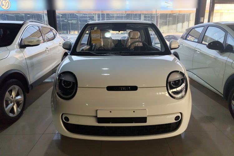 Used CHANGAN NEVO Lumin 2026 Model Treasure Edition 205km Passionate Beige Ningde Exterior 1