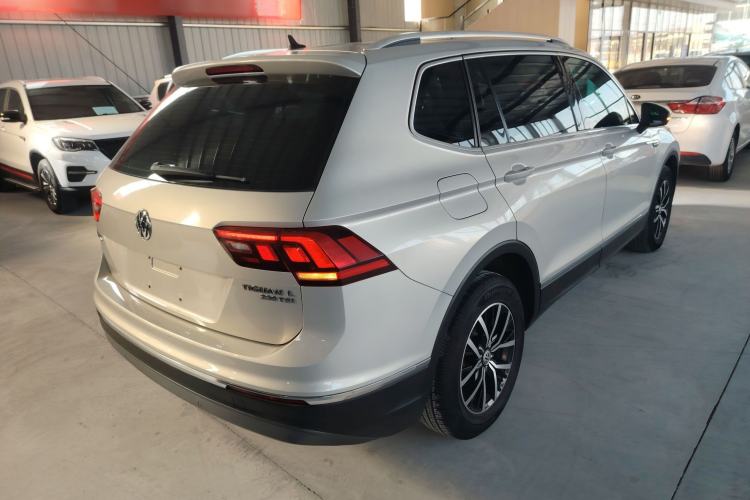 Used Volkswagen Tiguan L 2018 330TSI Automatic Two-Wheel Drive Luxury Edition
