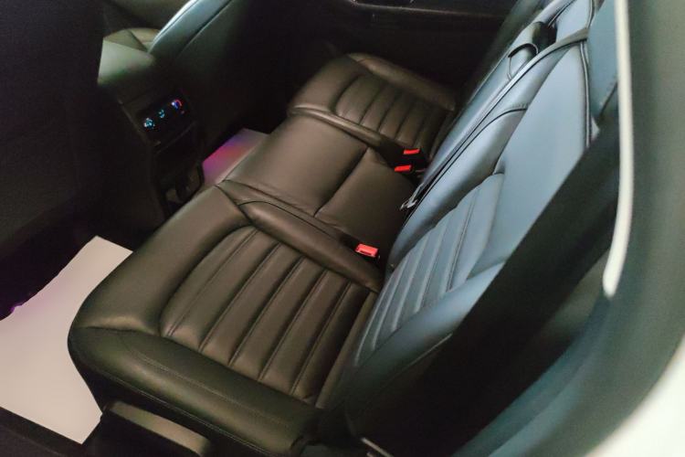 Used Ford Edge 2020 EcoBoost 245 Two-Wheel Drive Titanium 7-Seater Left Rear Seat