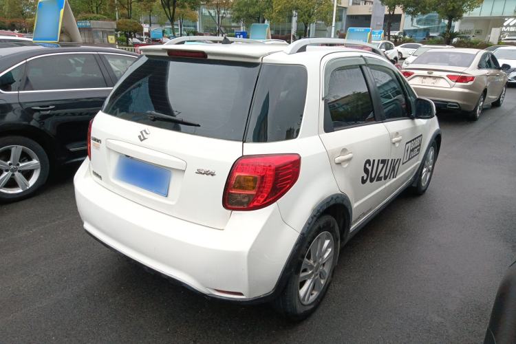 Used Suzuki SX4 2013 1.6L Manual CoolRide Model