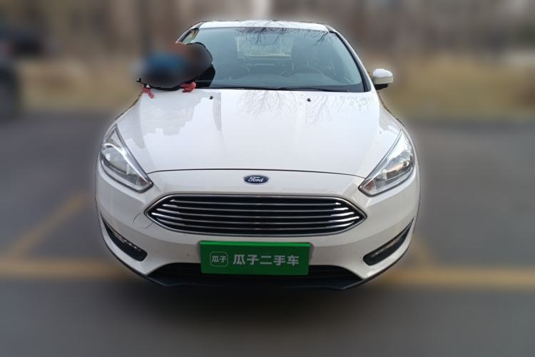 Used Ford Focus 2018 Sedan Classic EcoBoost 180 Automatic Elite Model
