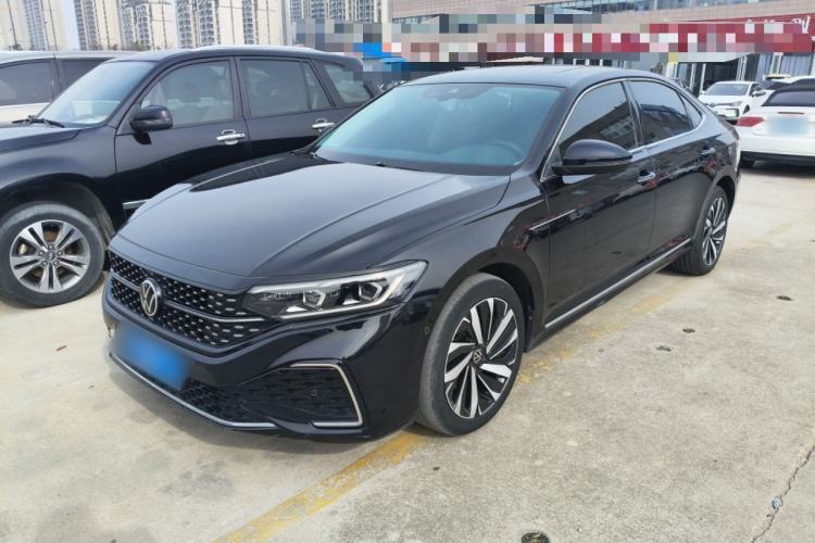 Used Volkswagen Passat 2022 330TSI Starry Luxury Edition