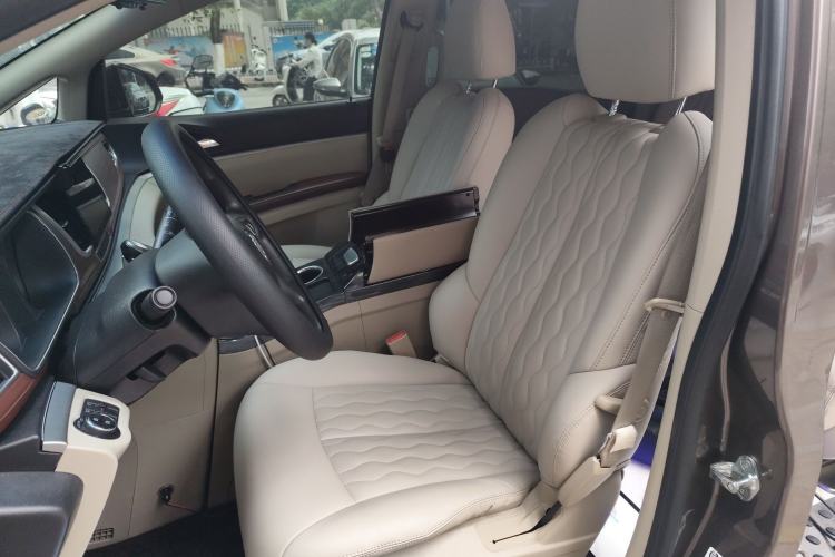 Used Buick GL8 2015 2.4L Luxury Business Premium Edition
