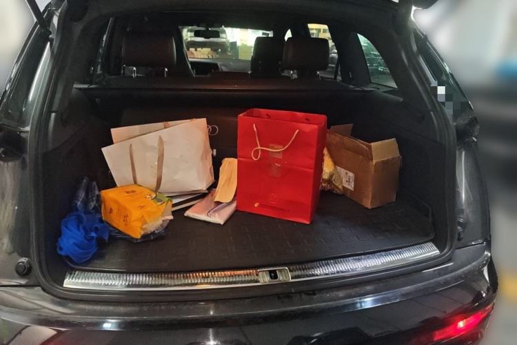 Used Audi Q7 2014 35 TFSI Exclusive Edition Trunk