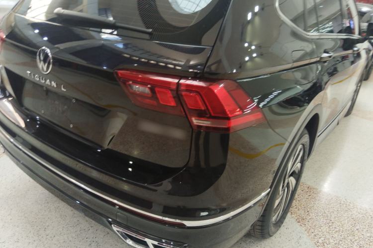 Used Volkswagen Tiguan L 2024 Outstanding Model 330TSI Automatic Two-Wheel Drive R-Line Dragon Glory Edition