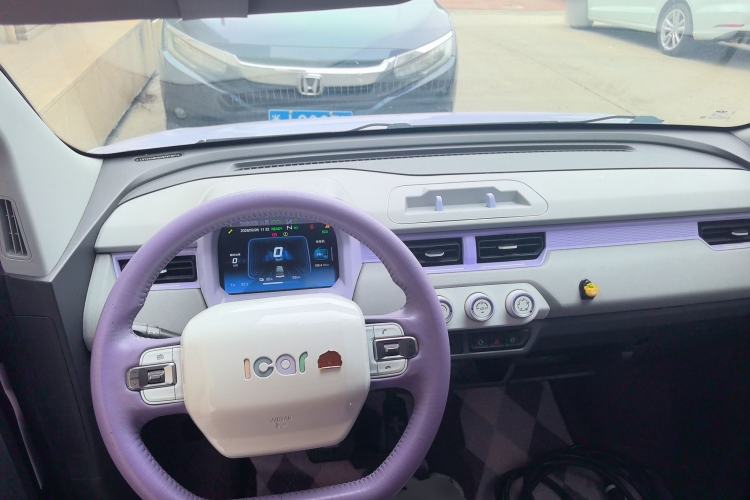 Used Chery QQ Ice Cream 2022 170km Sundae Phosphate Lithium-Ion