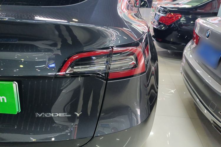 Used Tesla Model Y 2024 Rear-Wheel-Drive Version