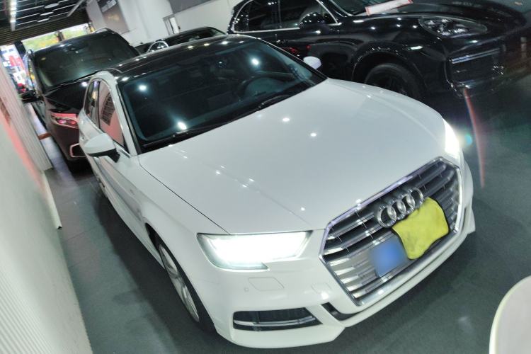 Used Audi A3 2020 Limousine 35 TFSI Fashion Edition China VI Emission Standard