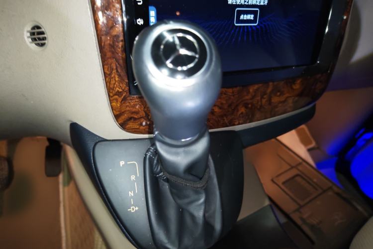 Used Mercedes-Benz Viano 2013 3.5L Haoci version Gear Lever