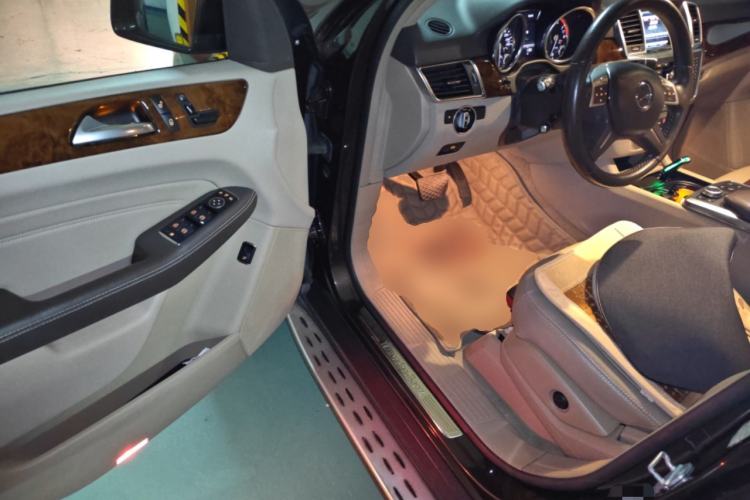 Used Mercedes-Benz M-Class 2012 ML 350 Sport Edition Driver Seat