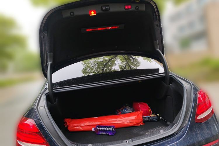 Used Mercedes-Benz E-Class 2017 E 200 Sport 4MATIC Trunk