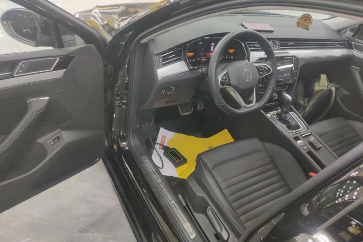 Used Volkswagen Magotan 2025 Zhongxiang Version 280TSI DSG Comfort Edition Driver Seat