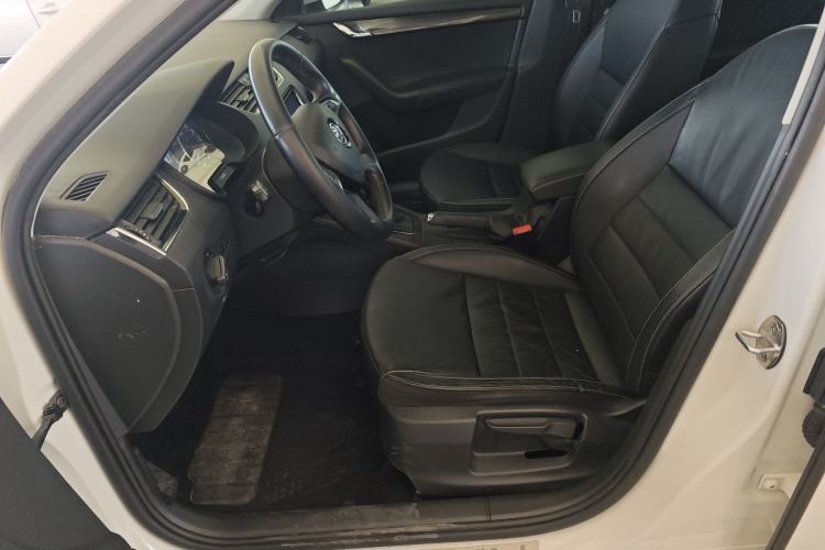 Used Skoda Octavia 2016 1.6L Automatic Smart Drive Edition