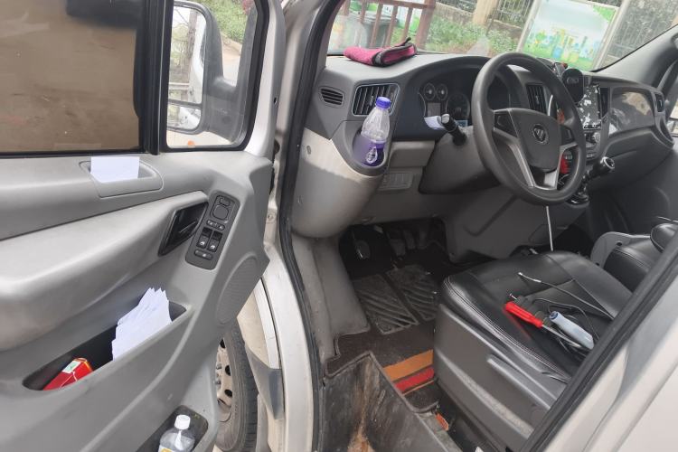 Used Foton Toano 2019 2.5T E Long Wheelbase 7-Seater 4J25TC3
