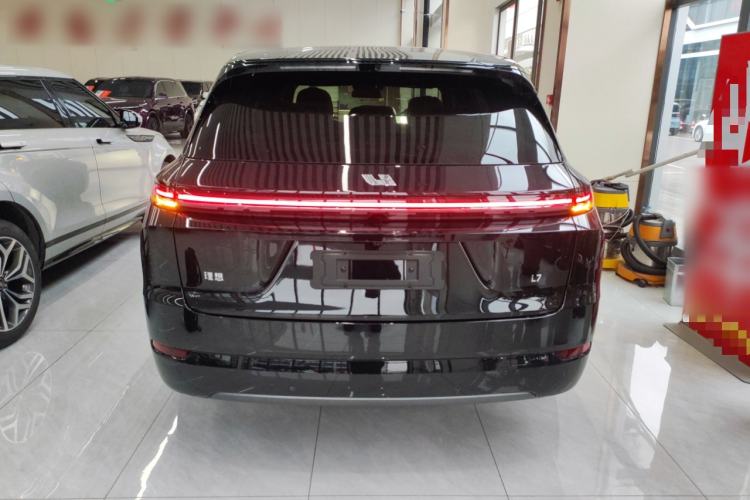 Used Li Auto L7 2025 Pro Smart Refresh Edition
