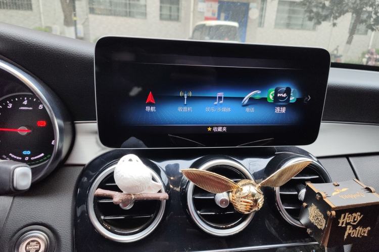 Used Mercedes-Benz C-Class 2019 C 260 Sport Edition Audio And AC Panel