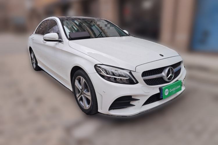 Used Mercedes-Benz C-Class 2019 Restyled C 260 L Sport Edition Front Right 45 Deg