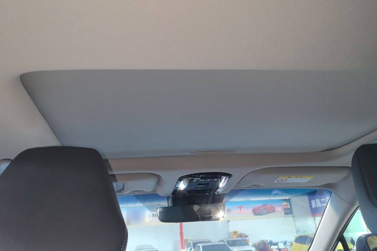 Used Toyota Venza 2023 2.0L CVT Two-Wheel Drive Luxury Edition