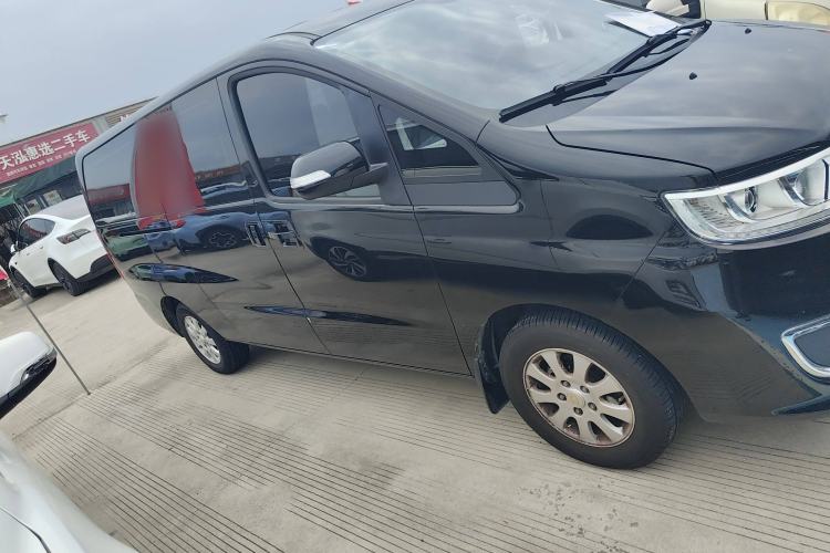 Used JAC Refine M3 2025 PLUS 1.8L Manual Classic Edition 7 Seats
