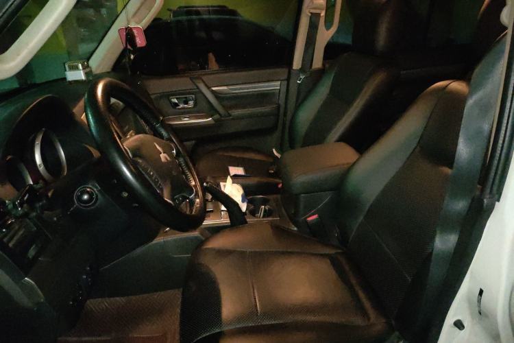 Used Mitsubishi Pajero 2020 3.0L Automatic Standard Edition
