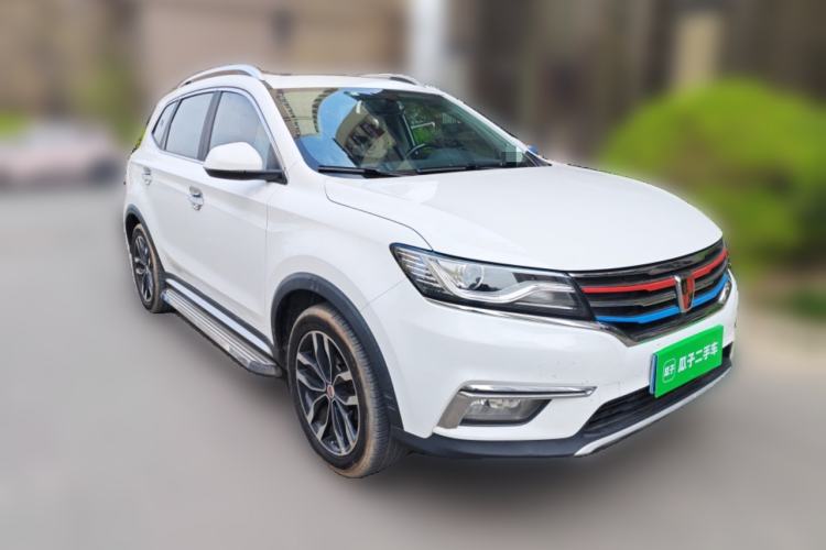 Used Roewe RX5 2016 20T Two-Wheel Drive Automatic Internet Smart Edition Front Right 45 Deg