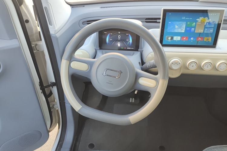 Used Bestune Pony 2025 222km Range Agile Horse Steering Wheel