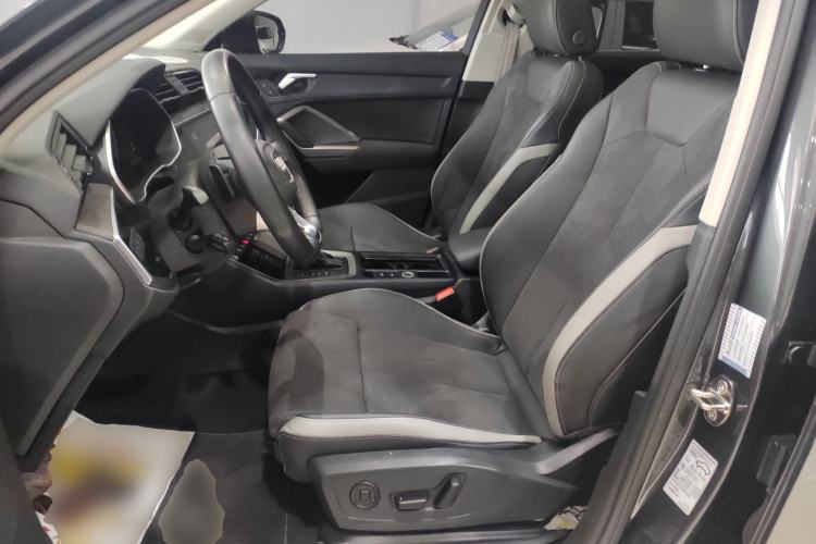 Used Audi Q3 2022 35 TFSI Fashion Dynamic Model
