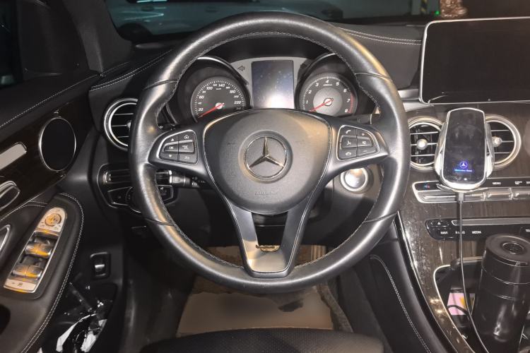 Used Mercedes-Benz GLC 2019 GLC 260 L 4MATIC Dynamic Model

