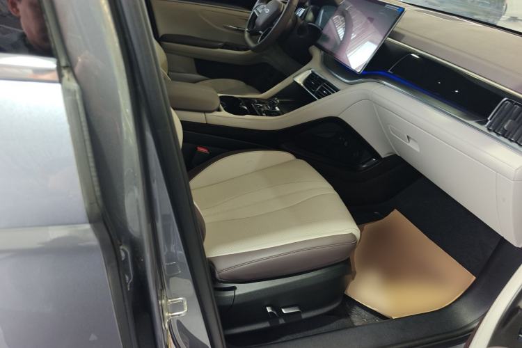 Used BYD Song PLUS New Energy 2025 DM-i Smart Drive 112KM Prestige Model
