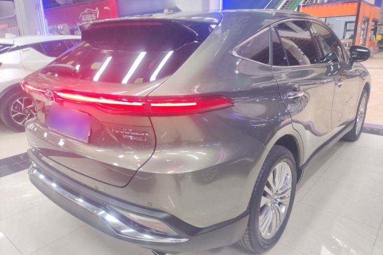 Used Toyota Harrier 2022 Dual-Engine 2.5L CVT Four-Wheel Drive Flagship Edition