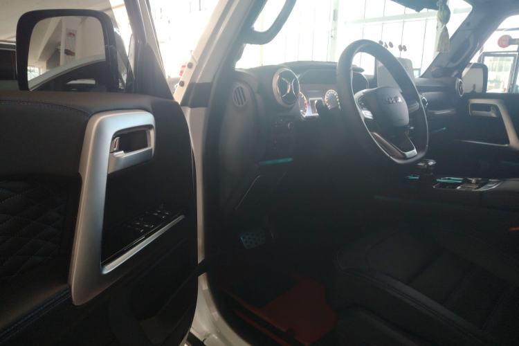 Used BAIC Off-Road BJ40 2023 2.0T Automatic Four-Wheel Drive Urban Hunter Edition Chivalrous Type
