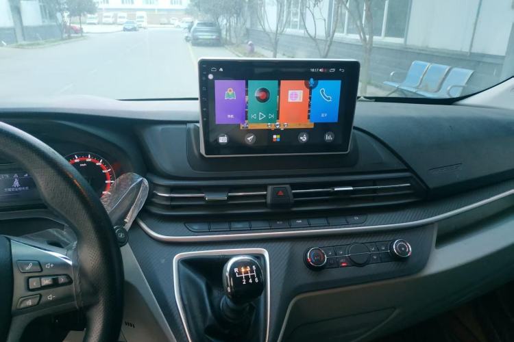 Used SAIC MAXUS Xintu V90 2022 2.0T Manual VAN Rear-Drive Extended Wheelbase High Roof with Dual Rear Tires 3-Seater
